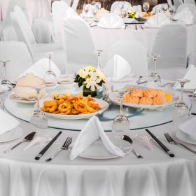 30 in Glass Lazy Susan Turntable, Tempered Glass Dining Table Centerpiece with 6 Rotating Wheels, 360Â° Smooth and Silent Spin Tabletop Rotating Tray